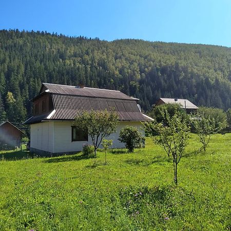 Na Hutori Otel Tatariv Dış mekan fotoğraf